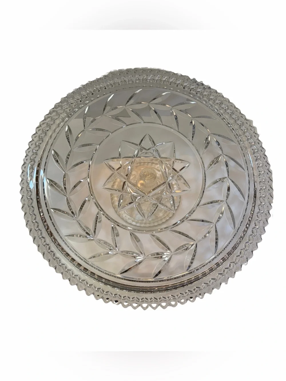 Vintage 1980’s Mikasa 12” Crystal Cake Stand Star of David Laurel Leaf